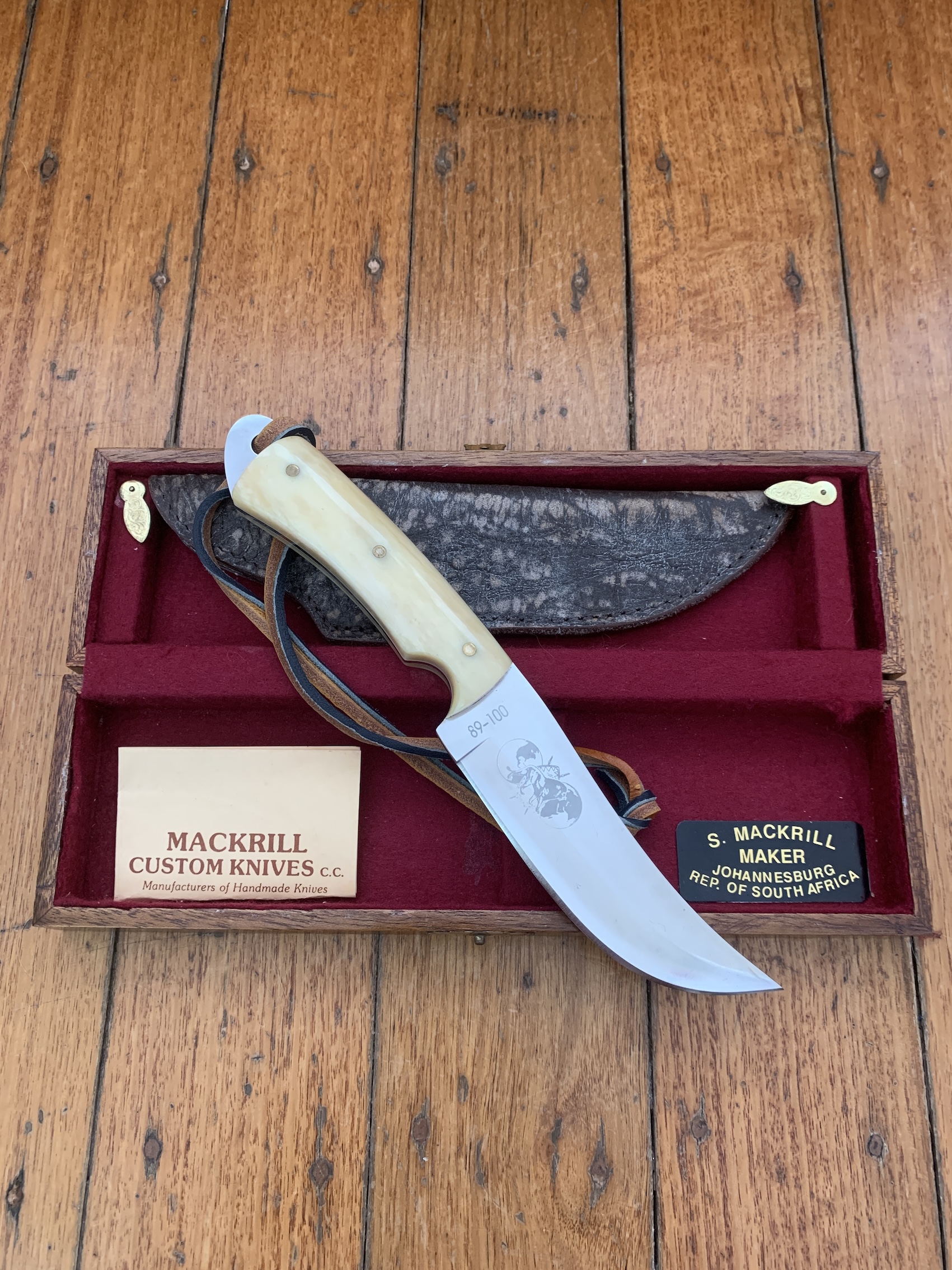 Mackrill Custom Knives 1996 No.3 SCI Limited Edition LION Bone #89-100