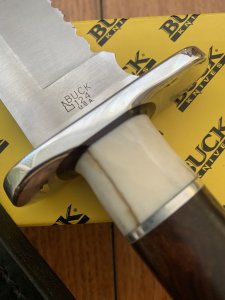 Buck Knife: 2005 Buck Custom KLINK 124 Frontiersman Collectable Knife  with Stag/Wood Handle